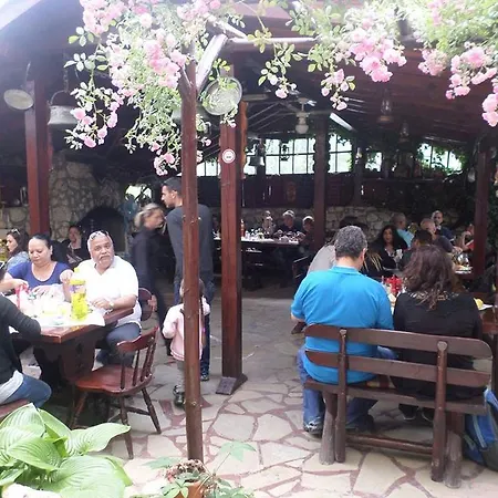 Bar Nazdrave Hotel *